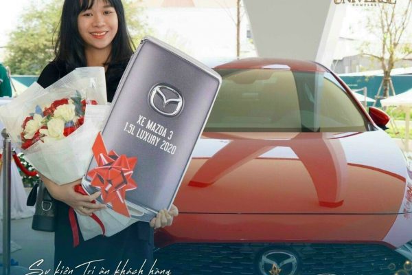 2 Chiếc xe Mazada đã có chủ nhân tại sự kiện Tri ân Khách hàng và công bố BLOCK LUCKY - Biên Hòa Universe Complex King Real